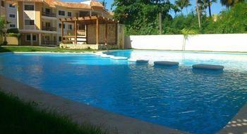 Cocos Lodge *
