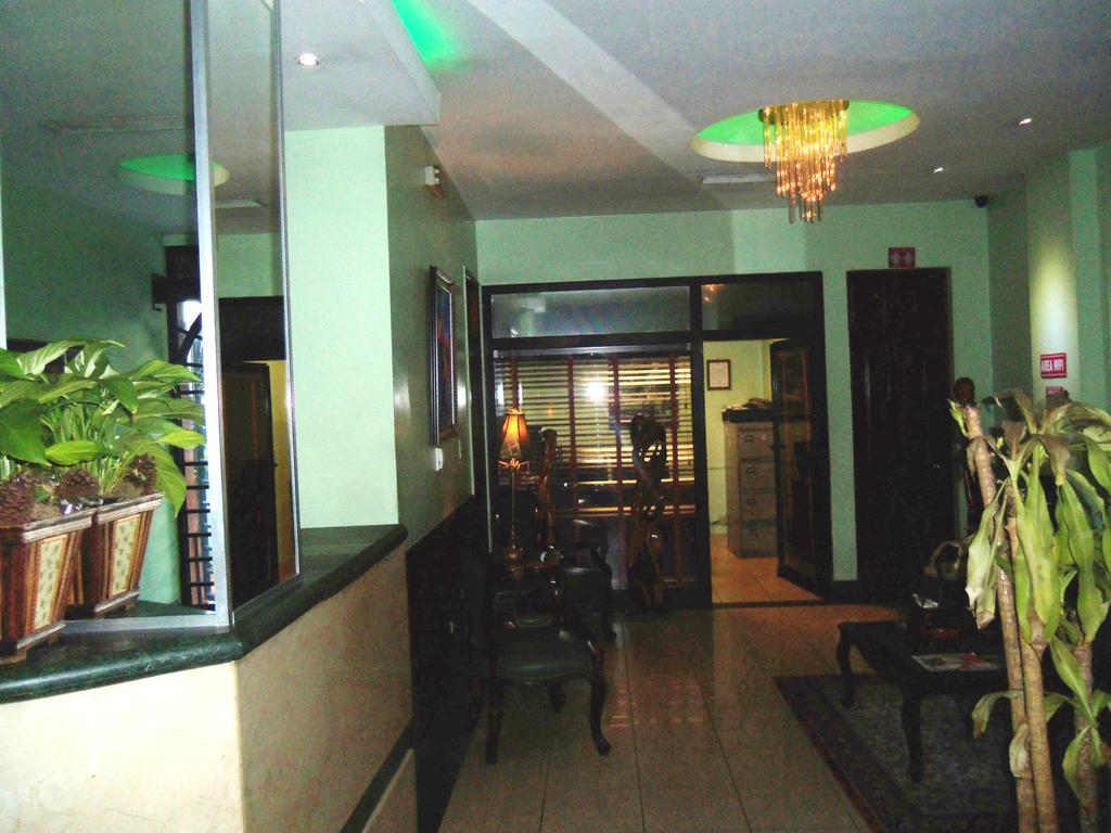 Hotel Discovery