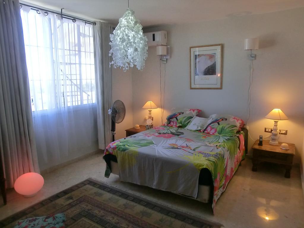 Chambres D'hotes Guest house *