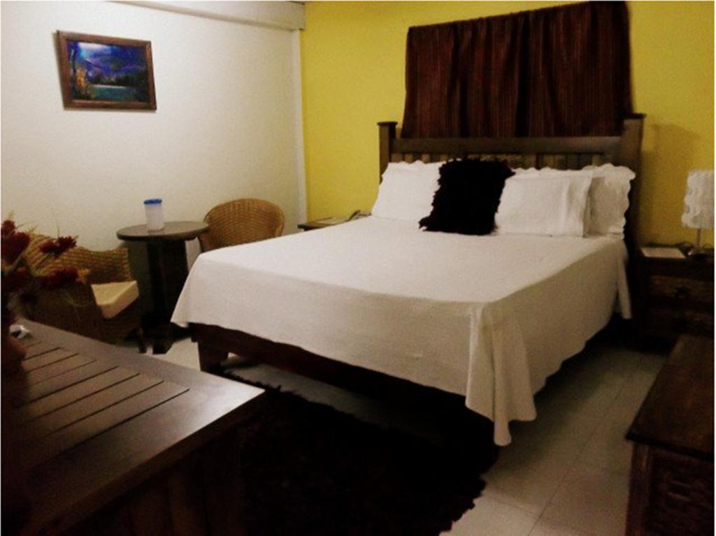 Hotel Chic Montecristi 2*