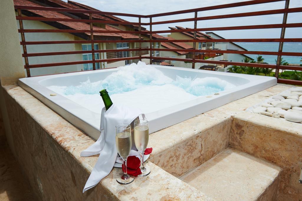 Resort Del Mar By Joy - Intimate Ocean Front Retreat -
