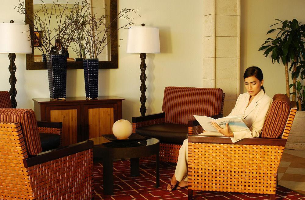 Four Points By Sheraton Hotel 4*