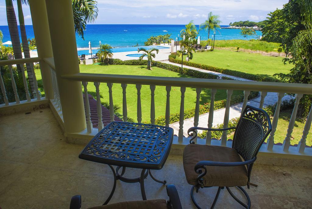 Hispaniola Luxury Ocean Front