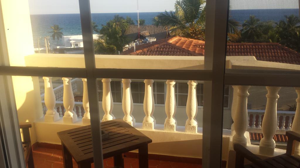 Residencial Las Palmeras De Willy Resort