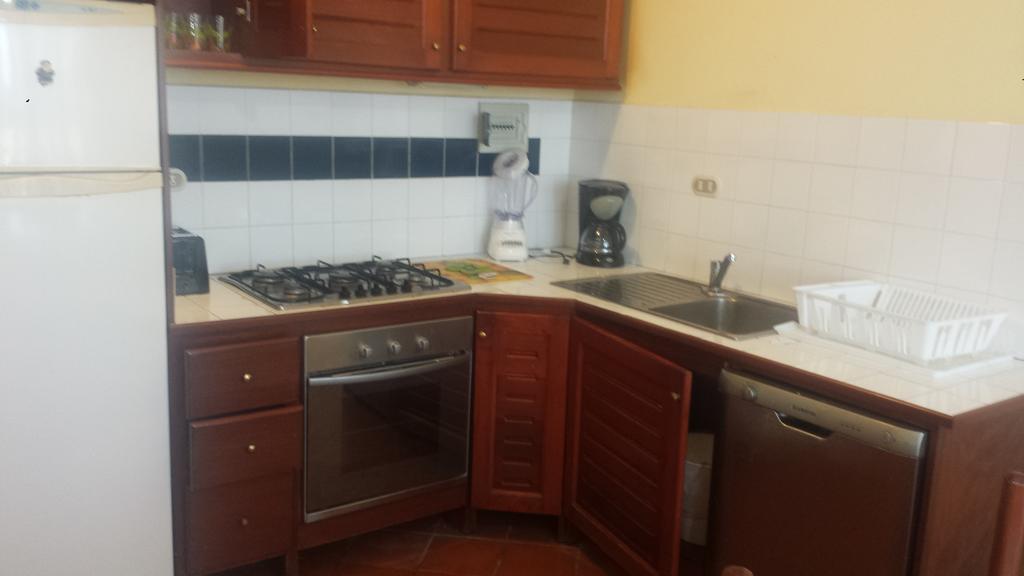 Residencial Las Palmeras De Willy Resort
