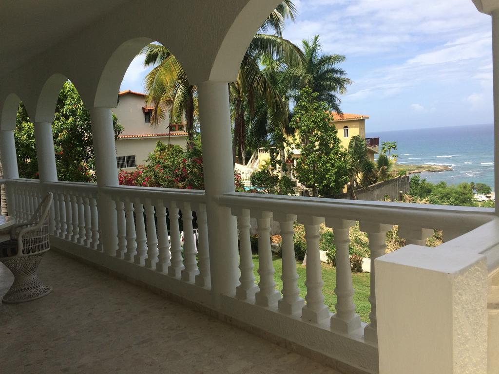 Peaceful Ocean View Studio