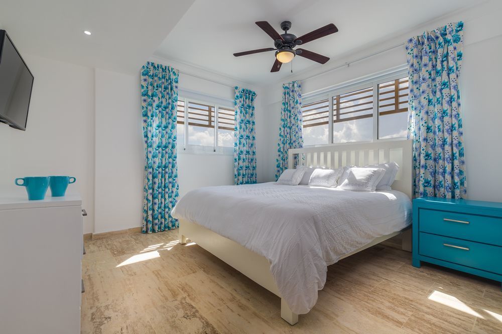 Apartment At Bayrock 2