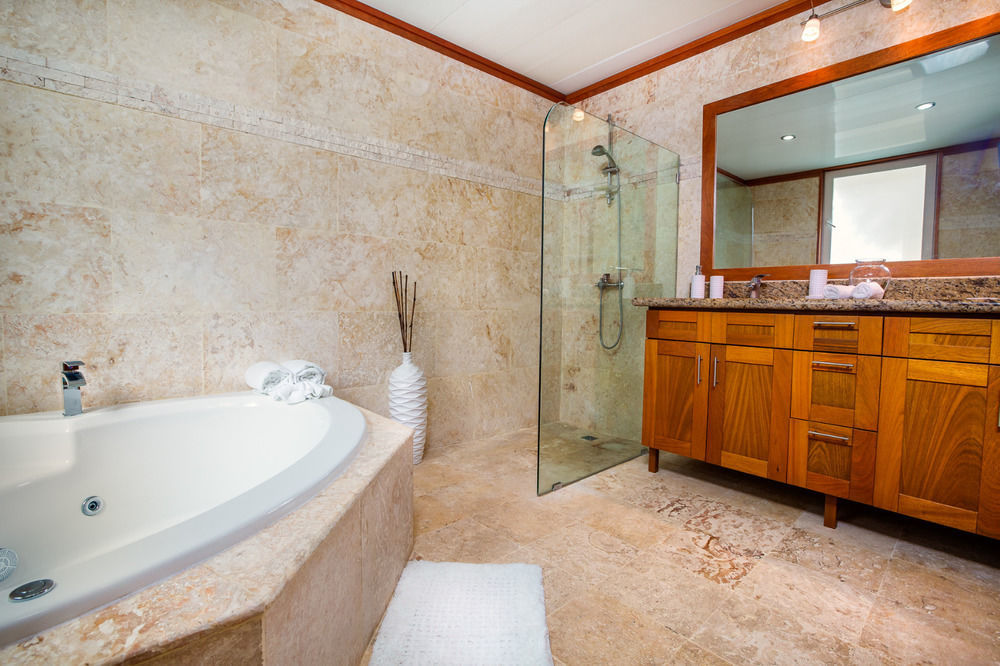 Hispaniola 3 Bedroom
