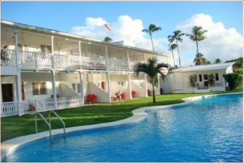 Hotel Las Cayenas Beach 3*