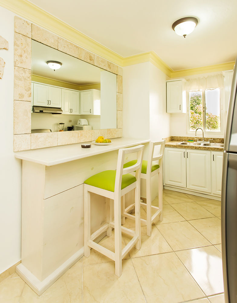 Garden Condos 3*