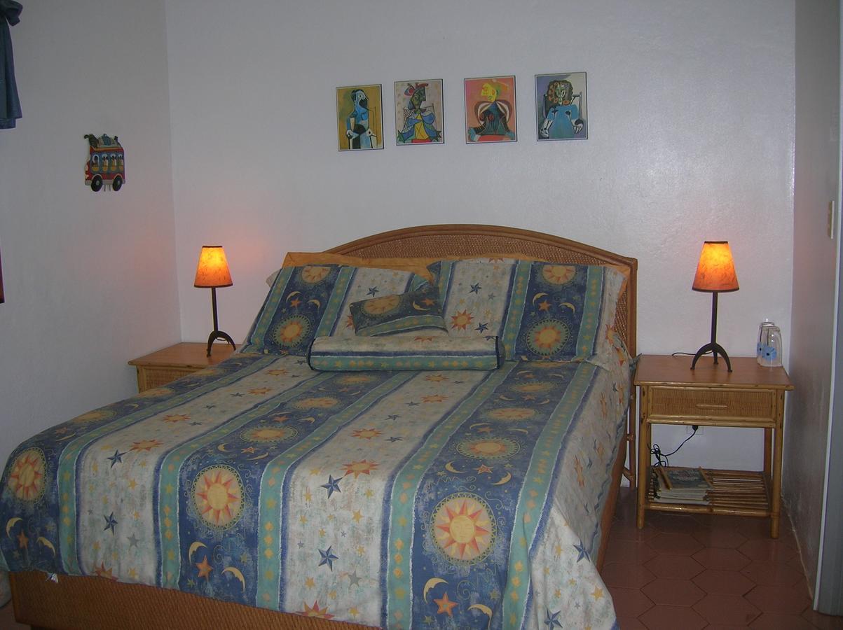 Casa Por Que No Bed & Breakfast