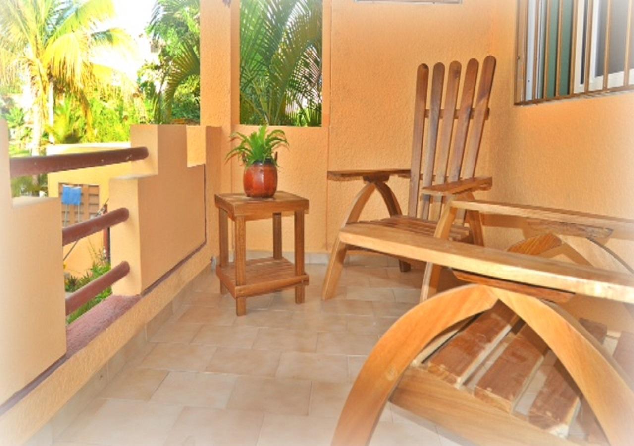 Sea Breeze Apartment *
