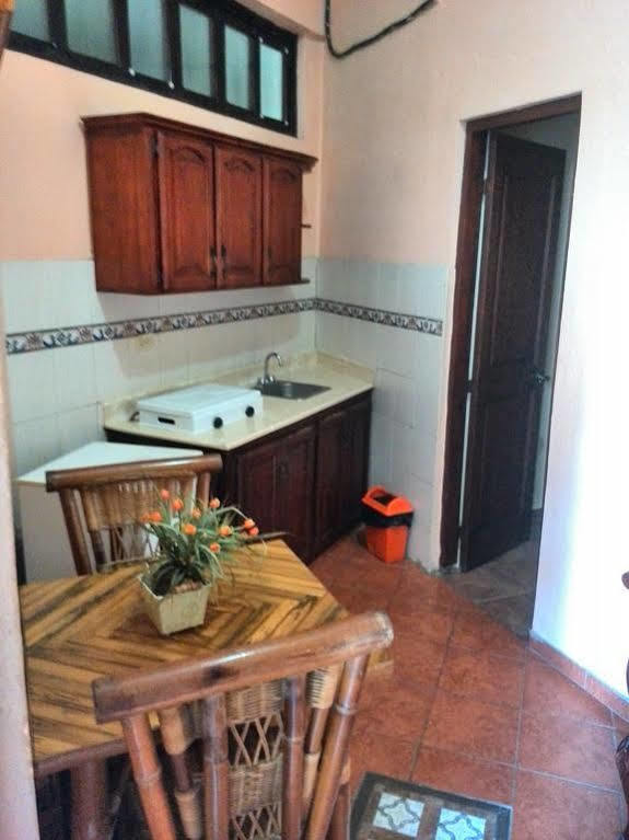 Paseo Colonial Apartment *