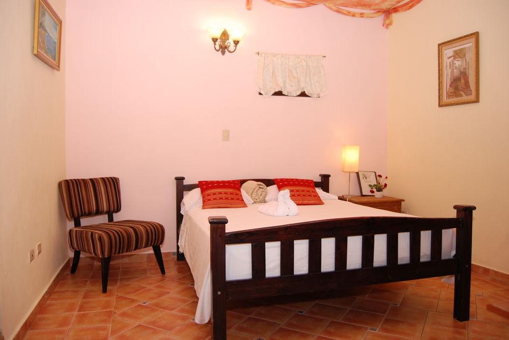 Dona Elvira Boutique 4*