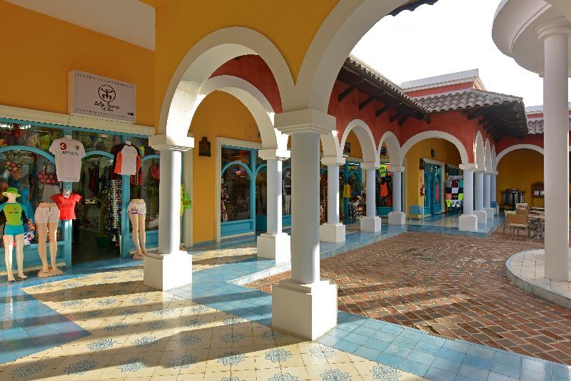 Iberostar Waves Dominicana Resort