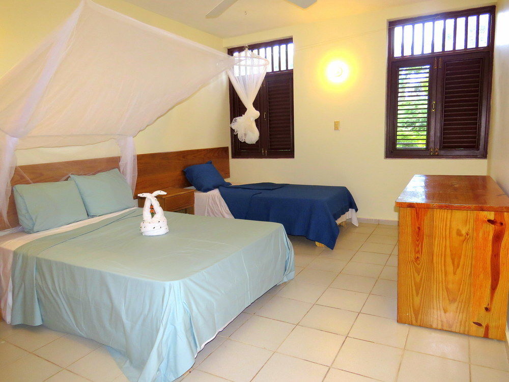 Aparthotel El Pelicano 3*