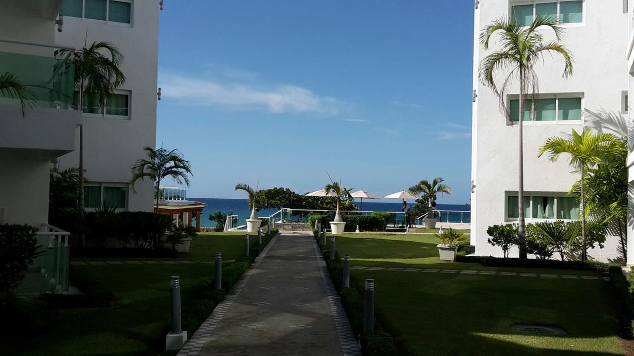 Bay Rock Ii Apartment *