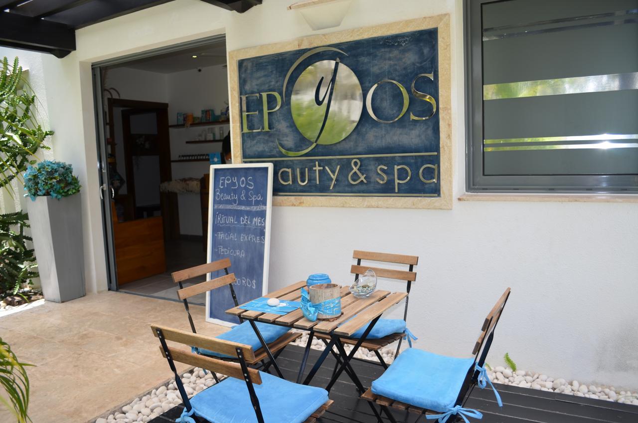 Apartment Aligio Beachfront Paradise