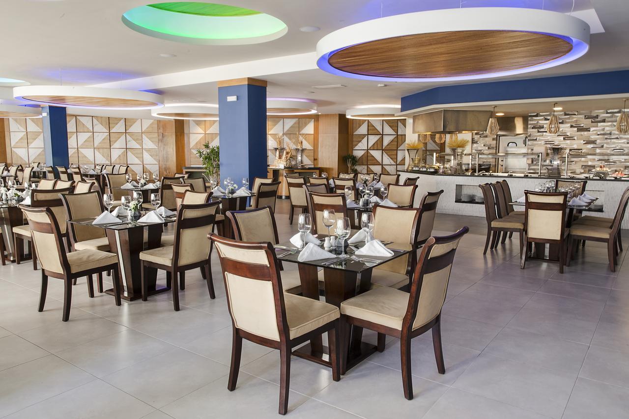 Bluebay Grand Punta Cana Cabeza de Toro