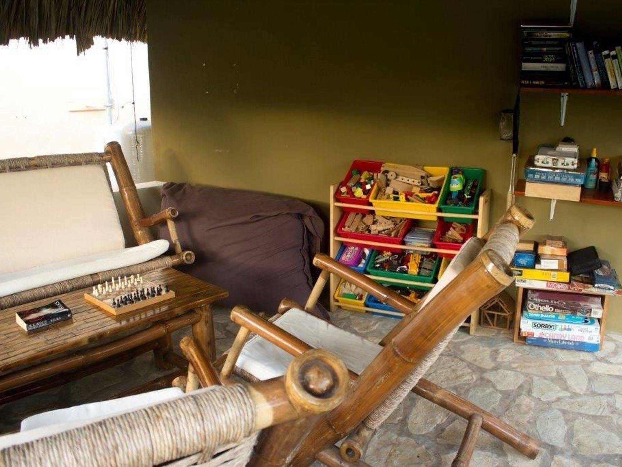 Slabdr Coliving, Once Surf Salvacion Hostel *