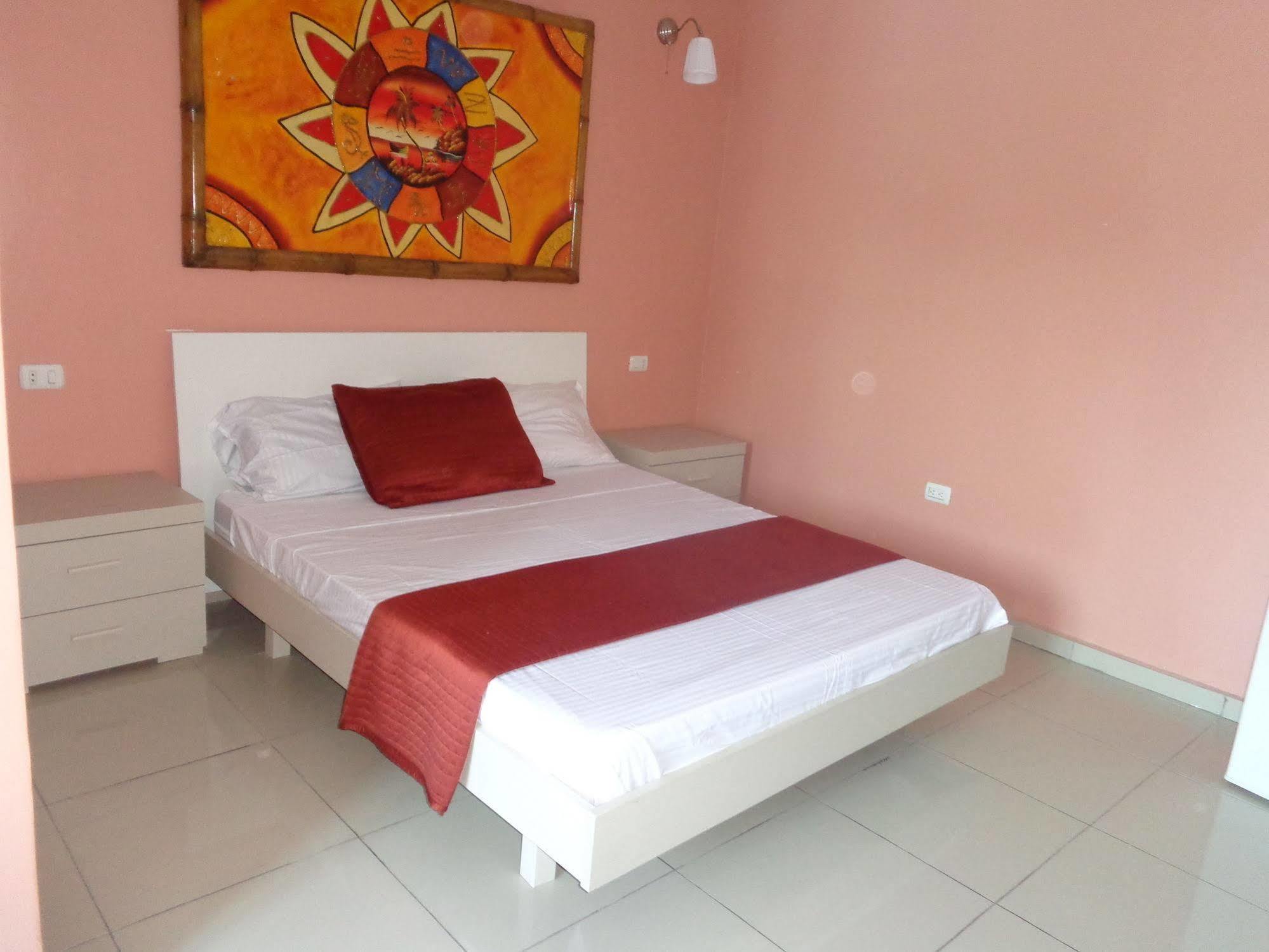 Rig Plaza Venecia Guest house 3*