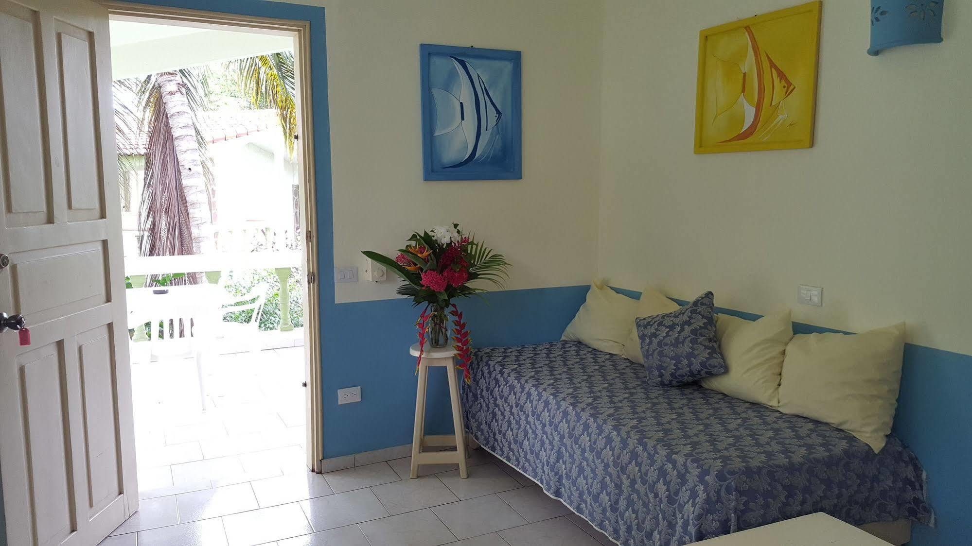 Oasis Terrenas