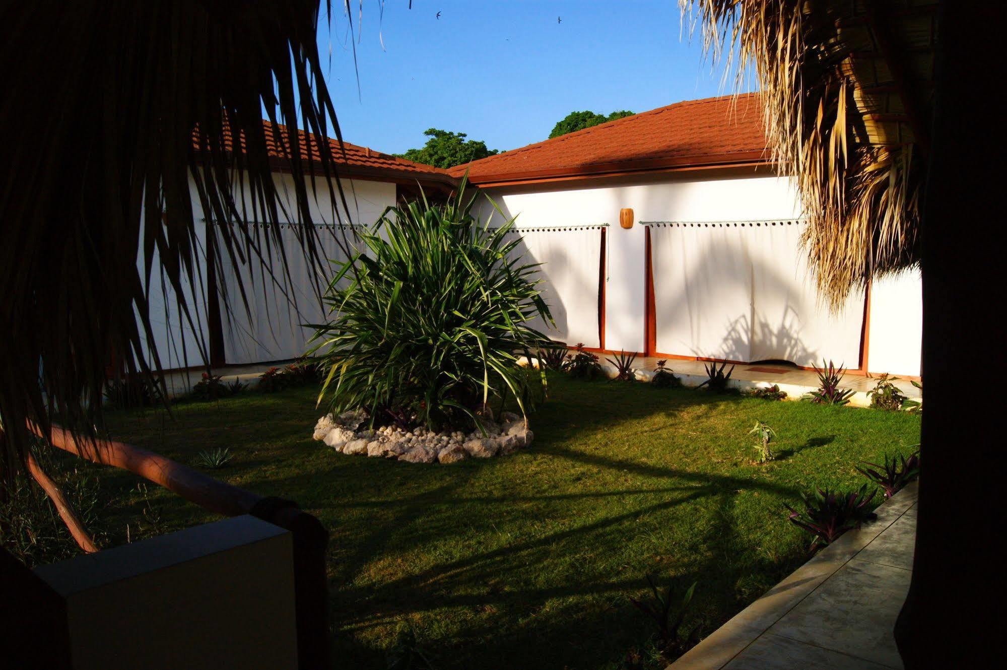 La Casa De Sergio Y Cristina Bed & Breakfast Las Terrenas