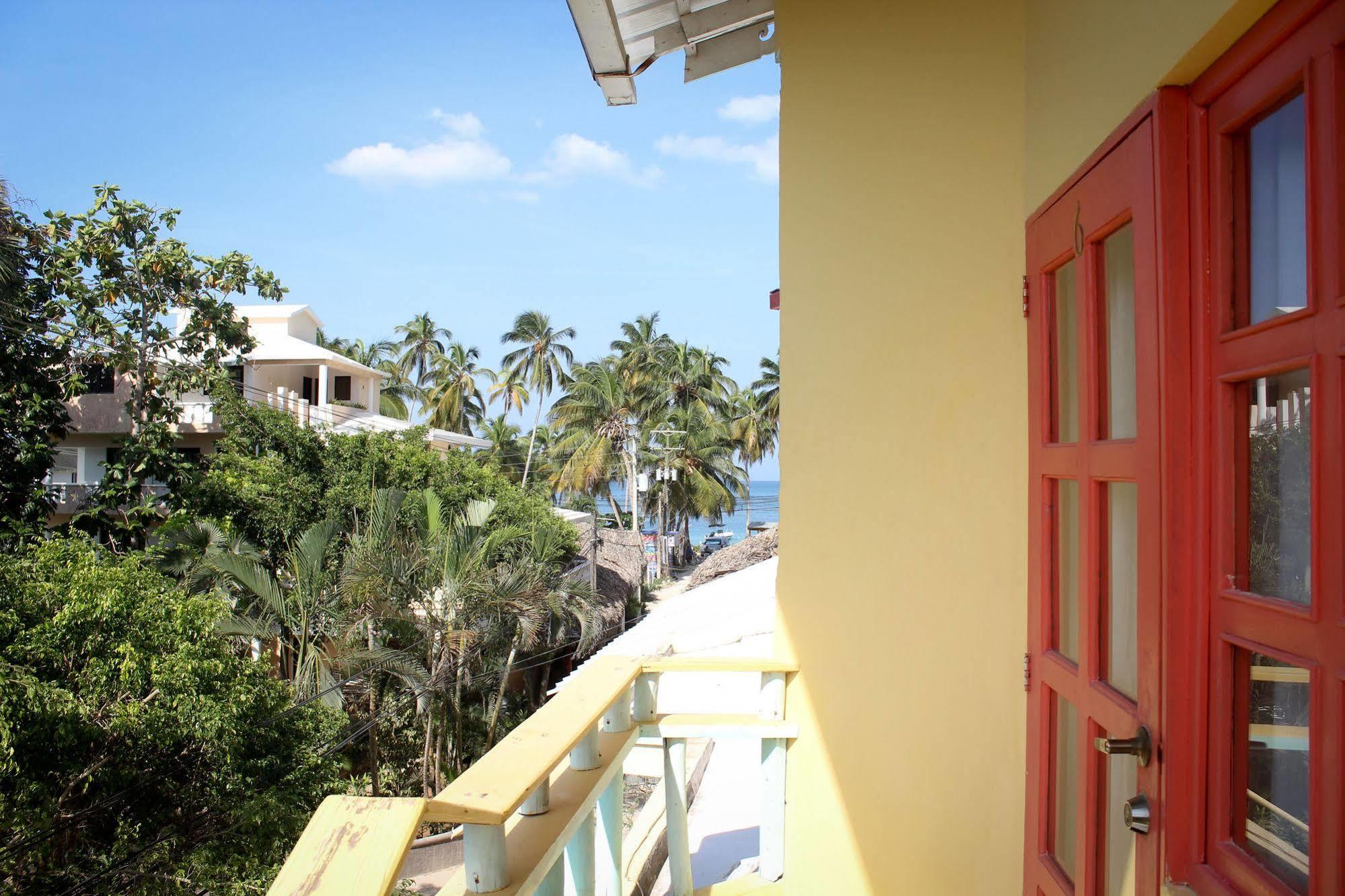 Casa Delfin Guest house 3*