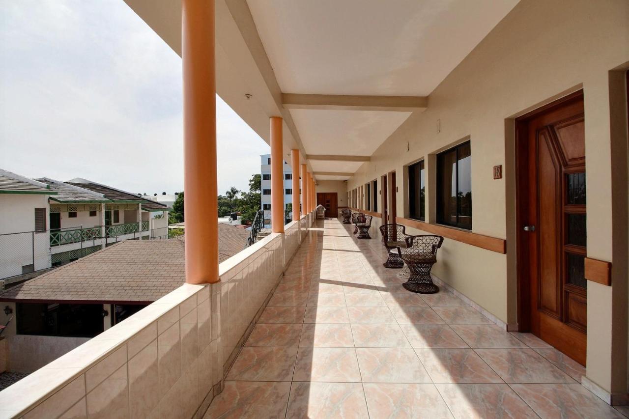 Garant & Hotel 3*