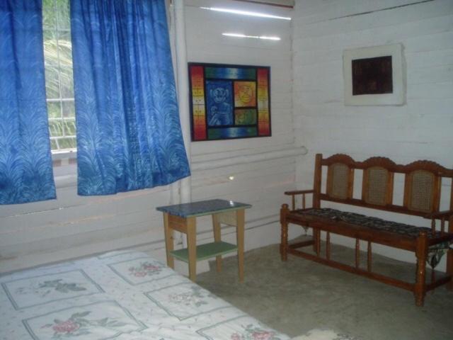 Riverside Private Lodge