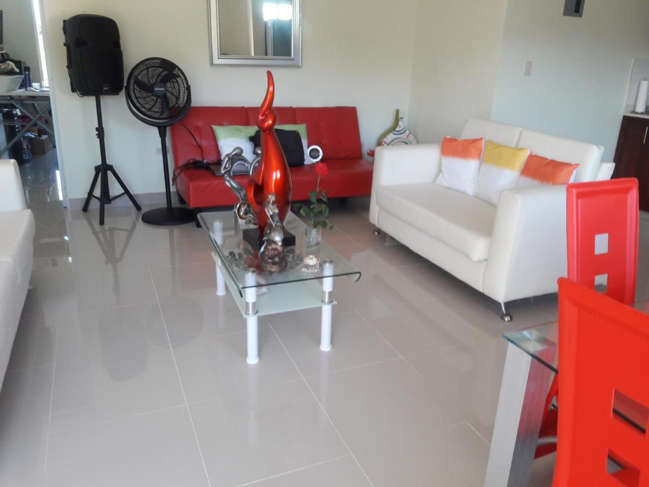 Edificio Cinda Foundation Apartment LA ALTAGRACIA