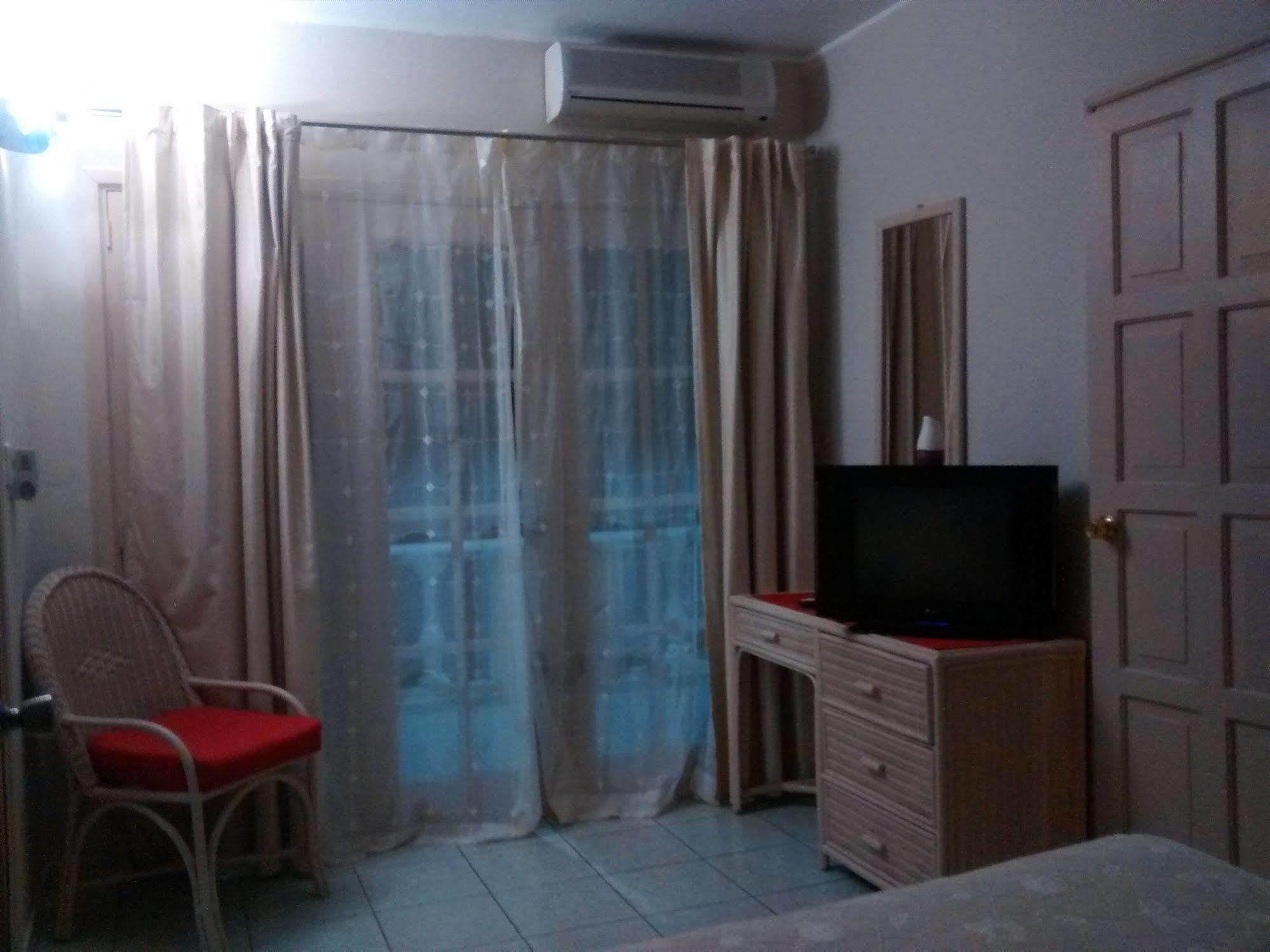 Coco Plaza Hotel 3*