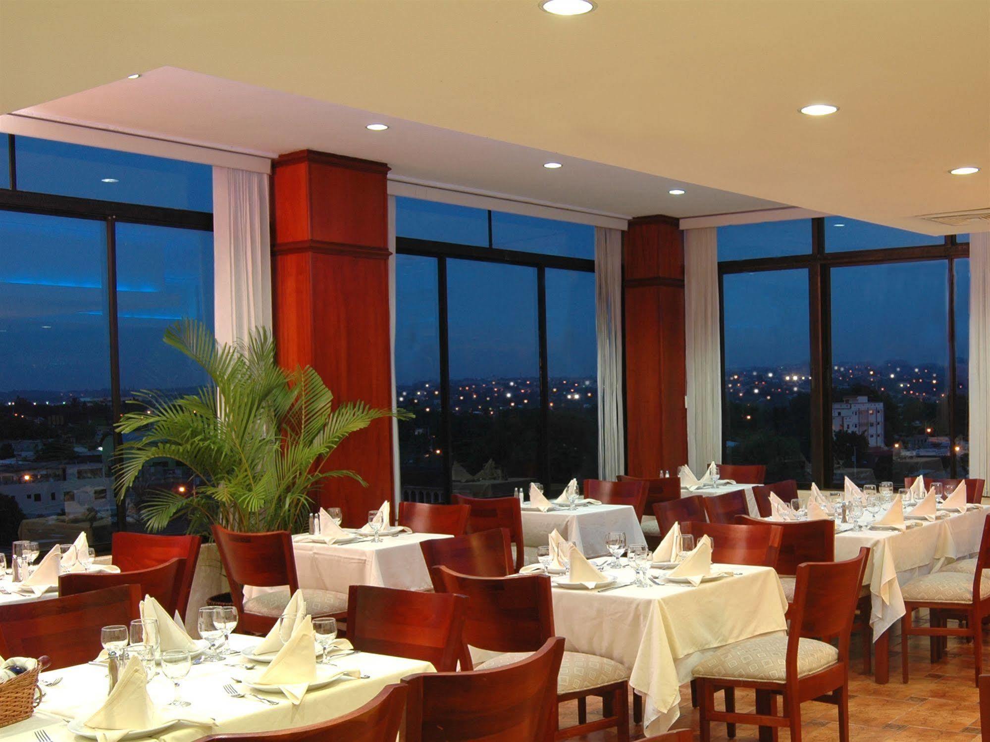 Hotel Hodelpa Centro Plaza