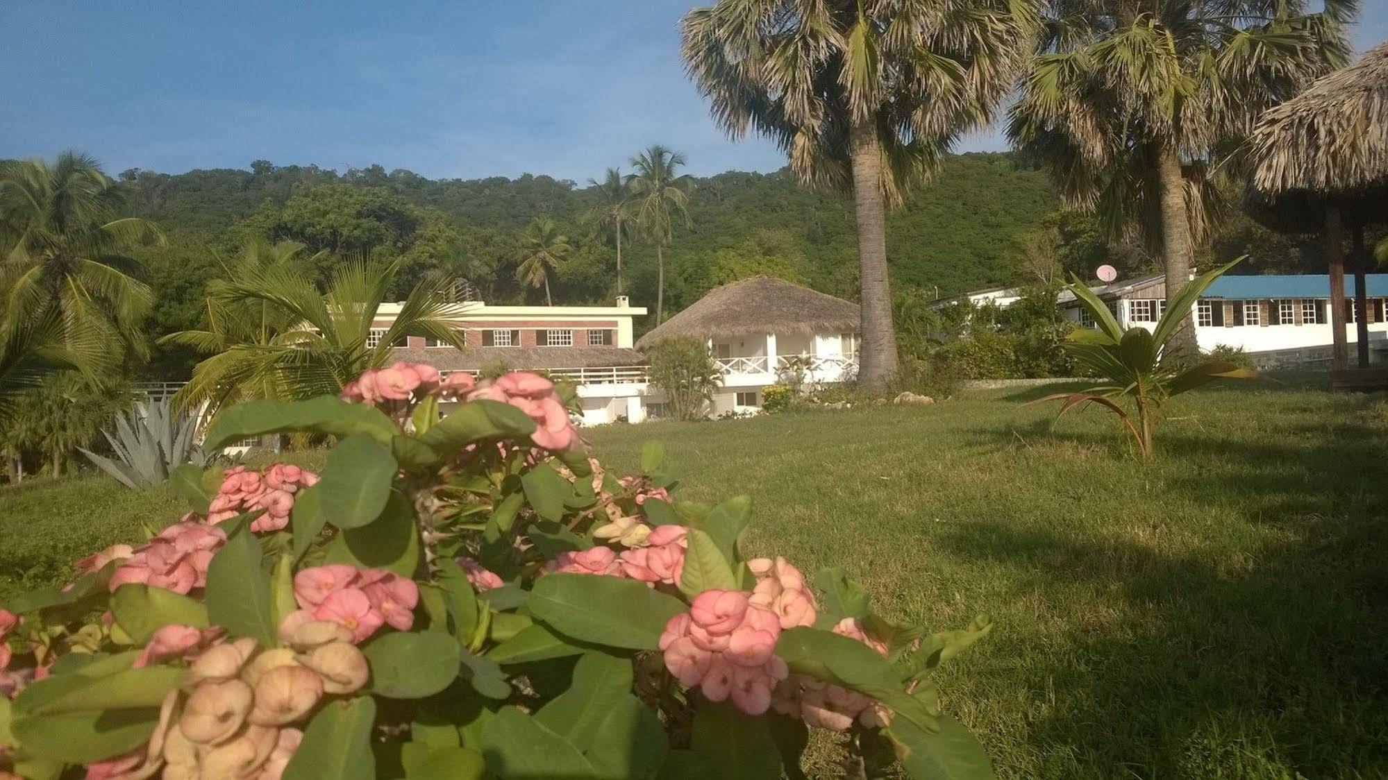 El Quemaito Hotel