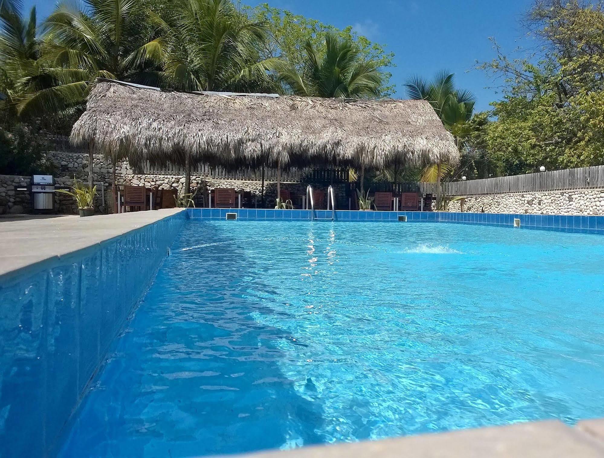 El Quemaito Hotel