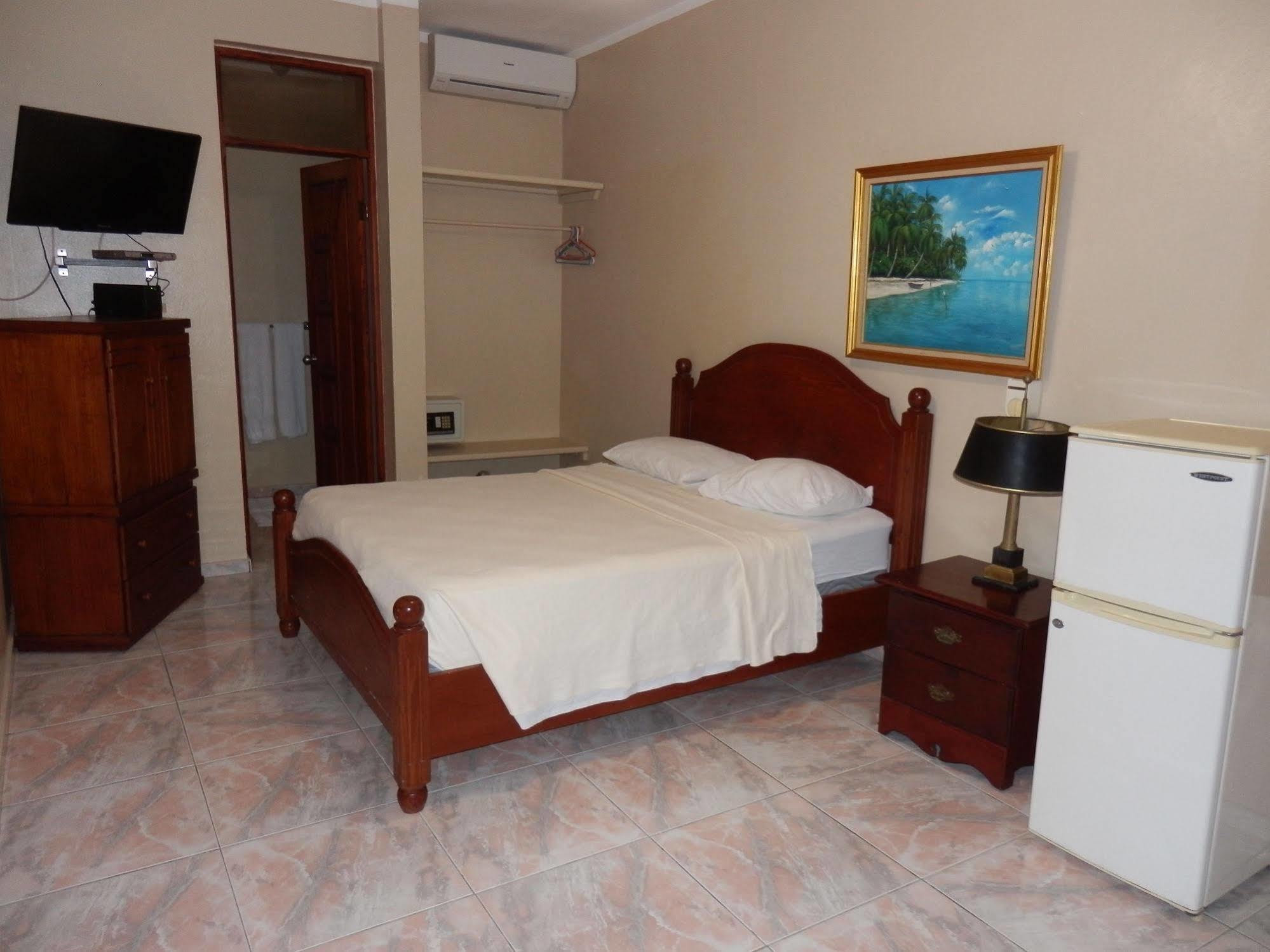 Garant & Hotel 3*