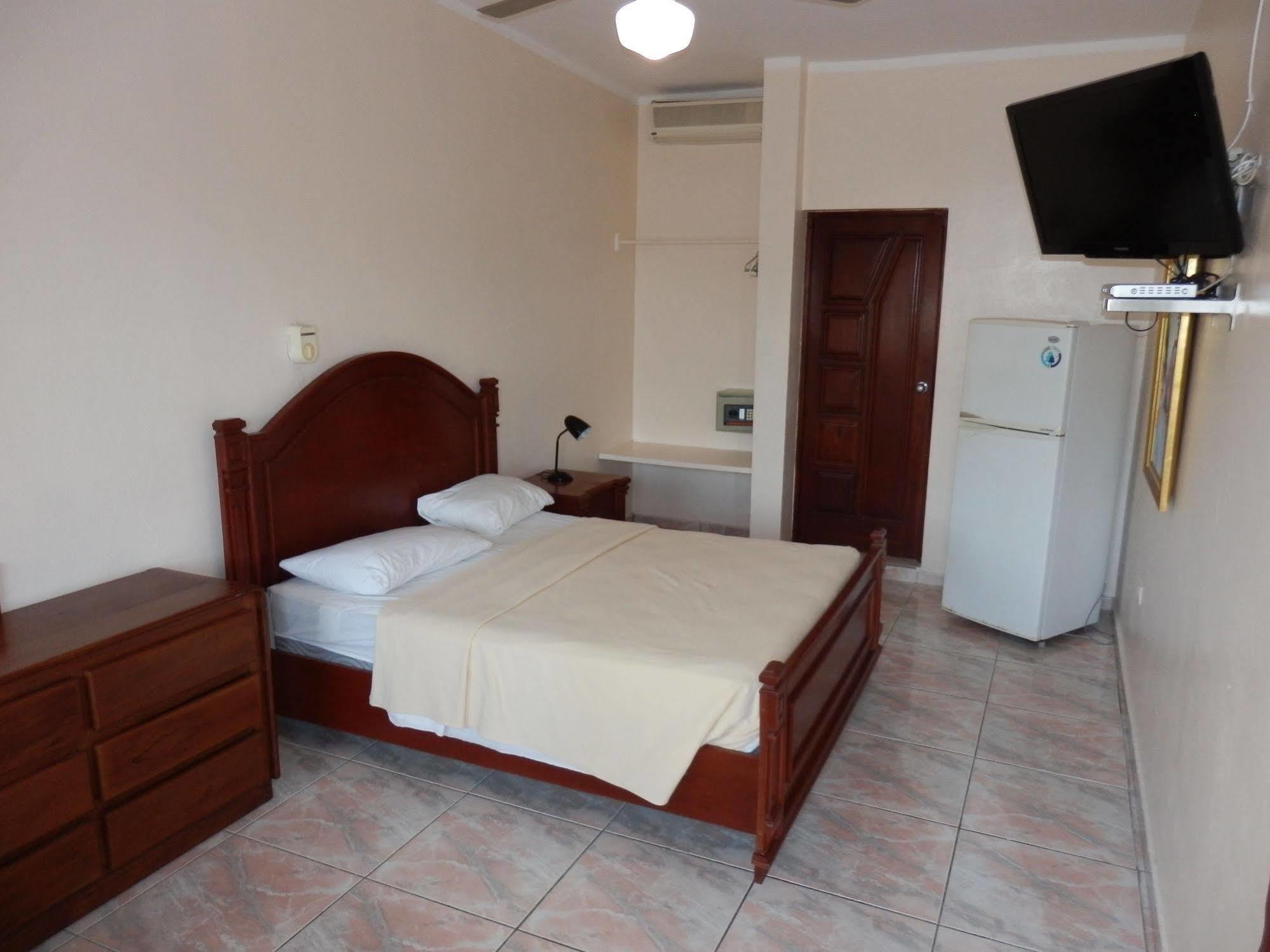 Garant & Hotel Boca Chica