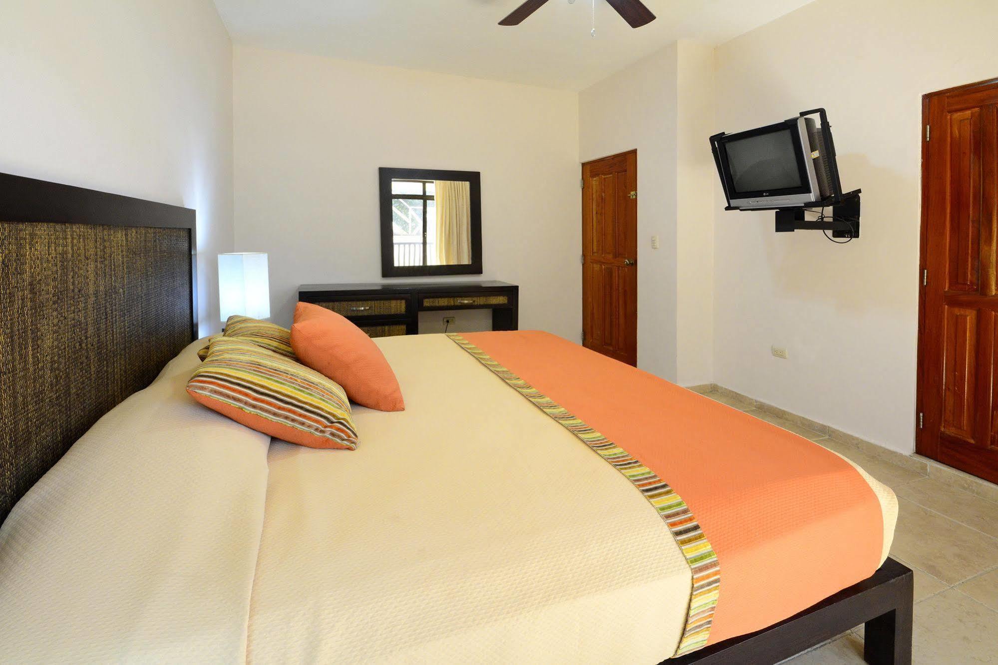 Caribey Aparthotel 3*