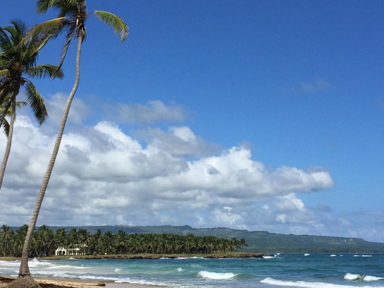 Baoba Breeze Bed & Breakfast- Beachfront Paradise Bed & Breakfast Cabrera