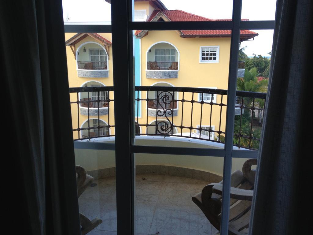 Hotel Grand Las Galeras Suites &