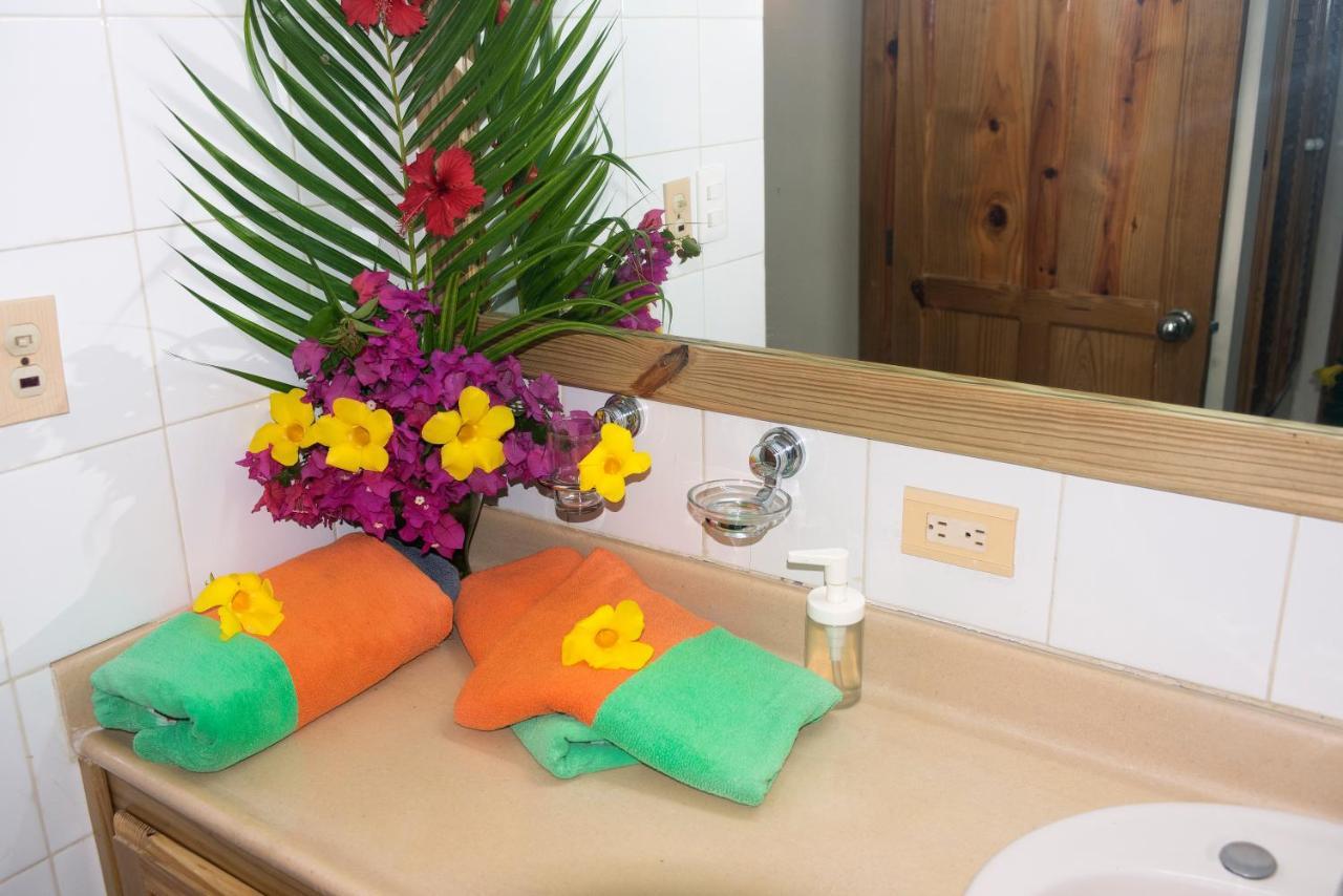 El Pelicano Aparthotel