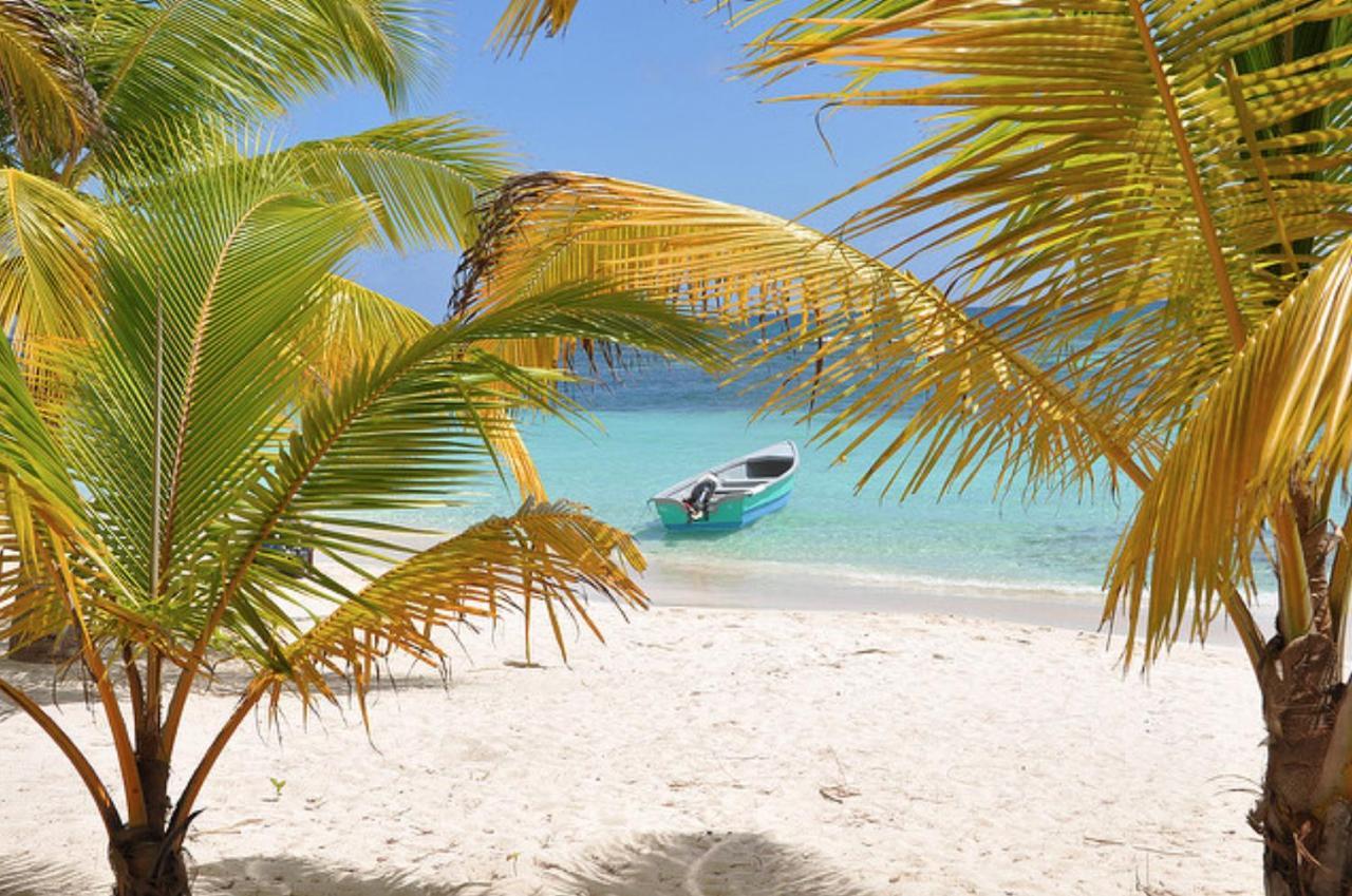 Truecost Suites Deluxe Playa Bavaro - Free Wifi & Free Beach Club Access