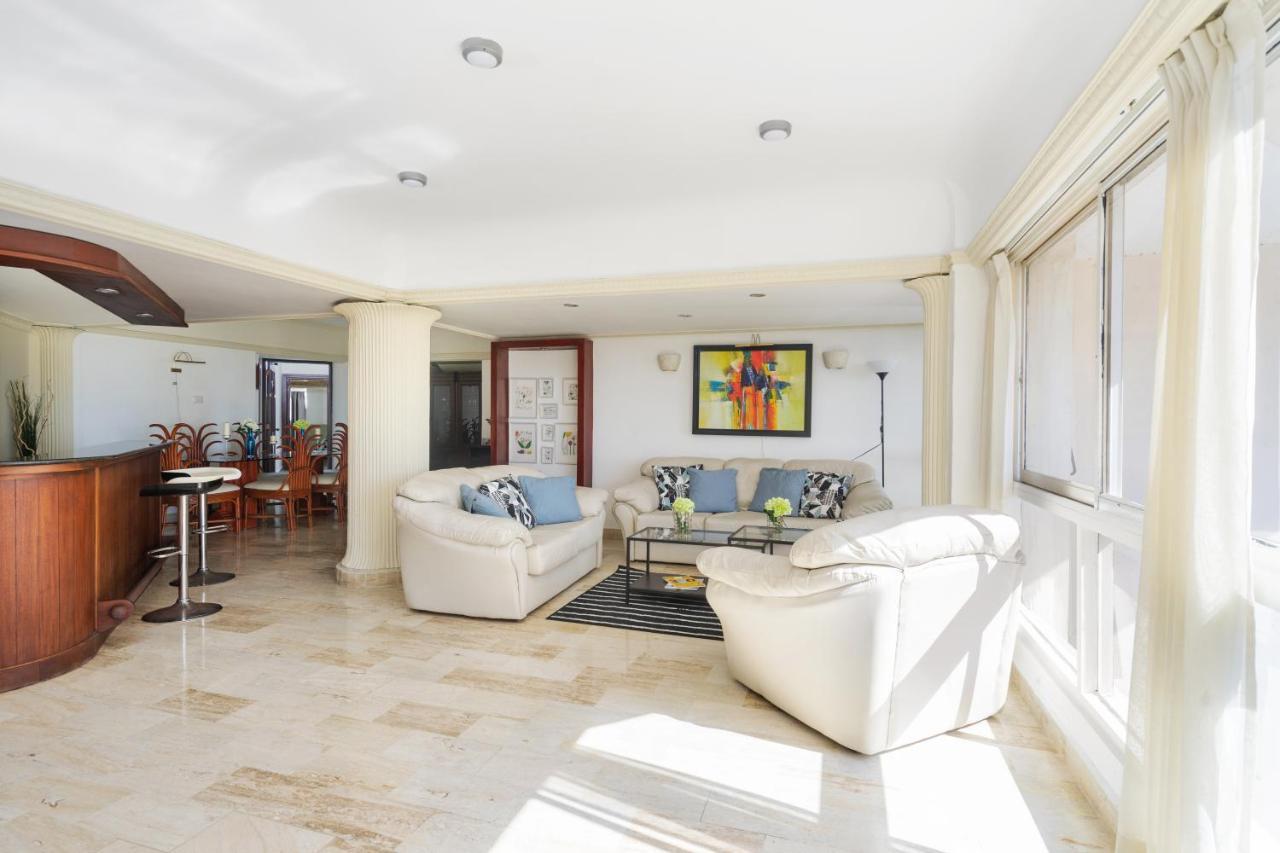 Large Beautifull With Sea And Park View Santo Domingo