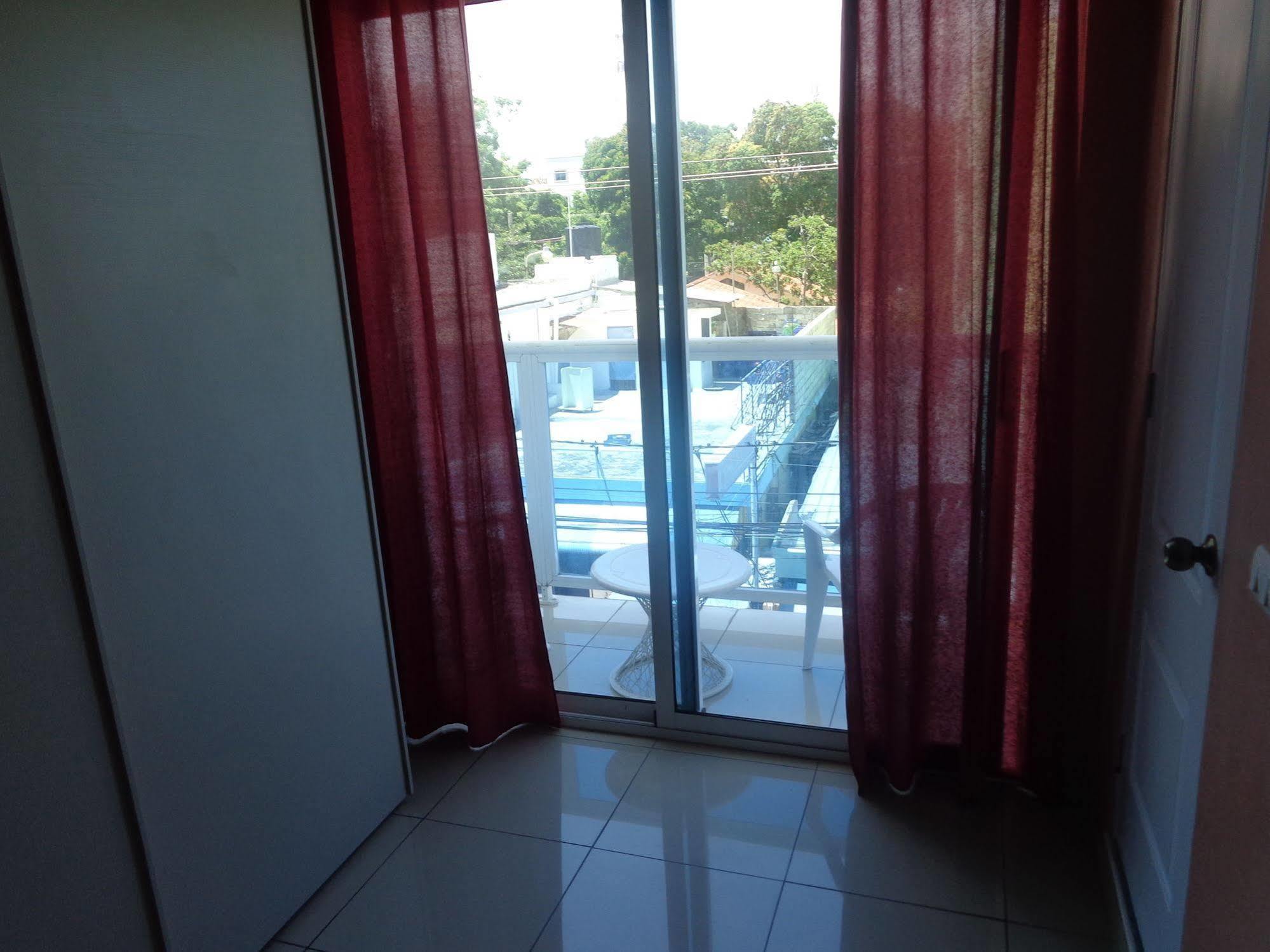 Rig Plaza Venecia Guest house