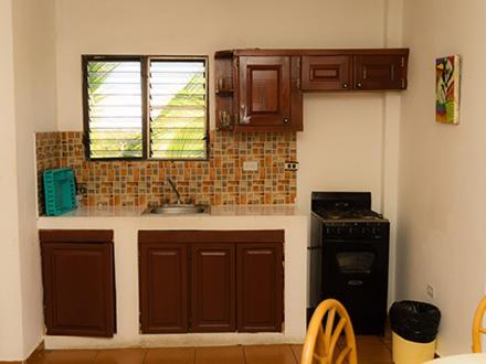 Plaza Real Hotel 3*