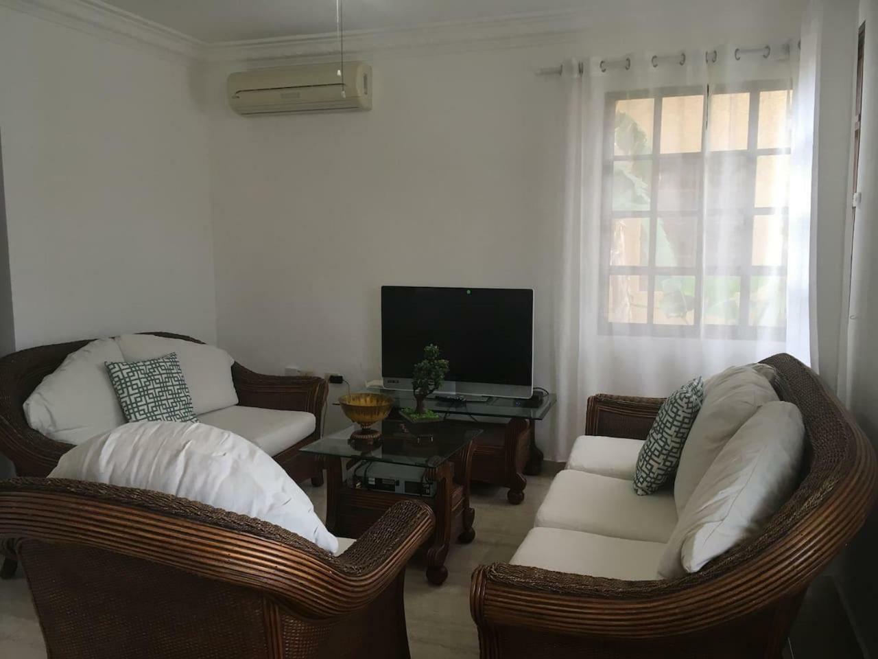 Las Palmera Deluxe. Ideal Families Near Matilda Beach. Playa Bavaro Holiday home