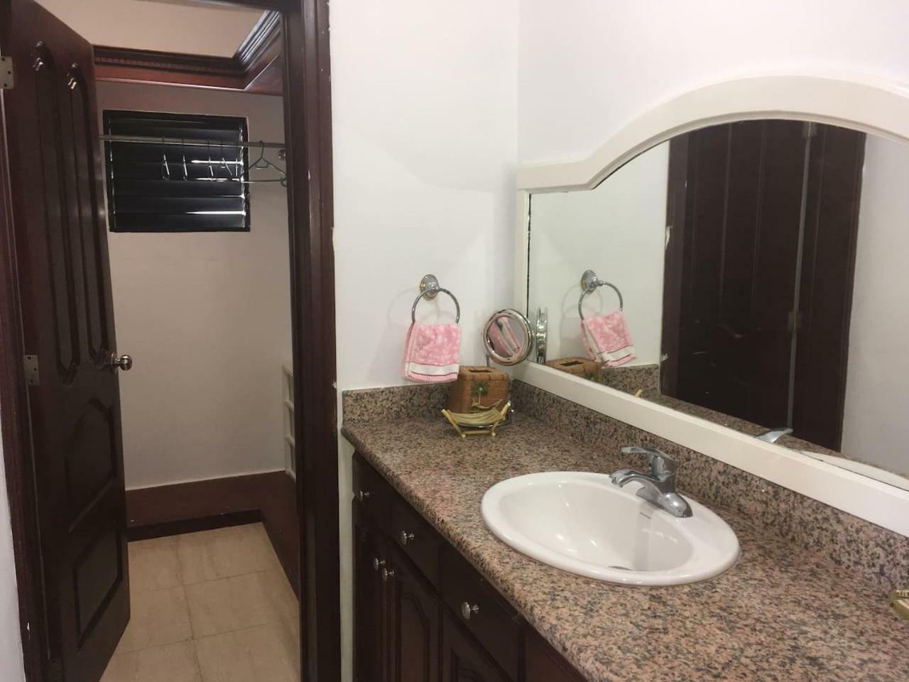 Las Palmera Deluxe. Ideal Families Near Matilda Beach. Playa Bavaro