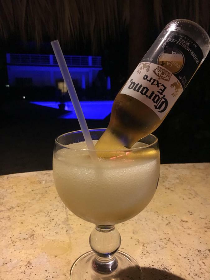 Coral Blanco 3*