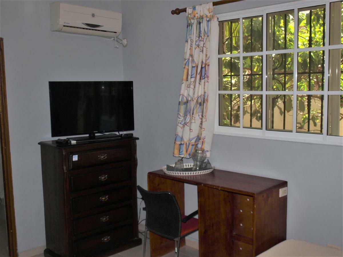 La Saladilla Bleach Club Hotel Barahona