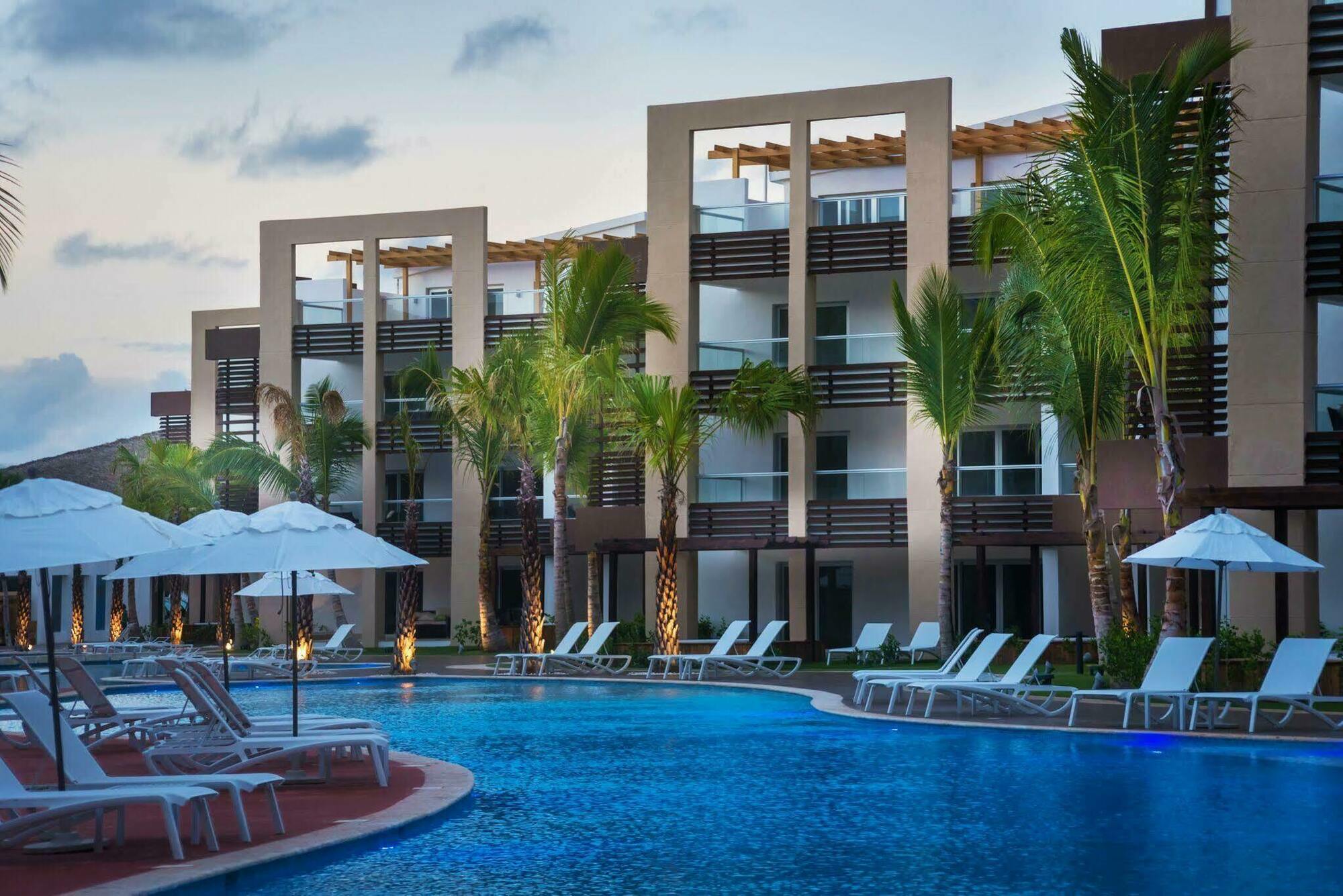 Bluebay Grand Punta Cana Resort Cabeza de Toro